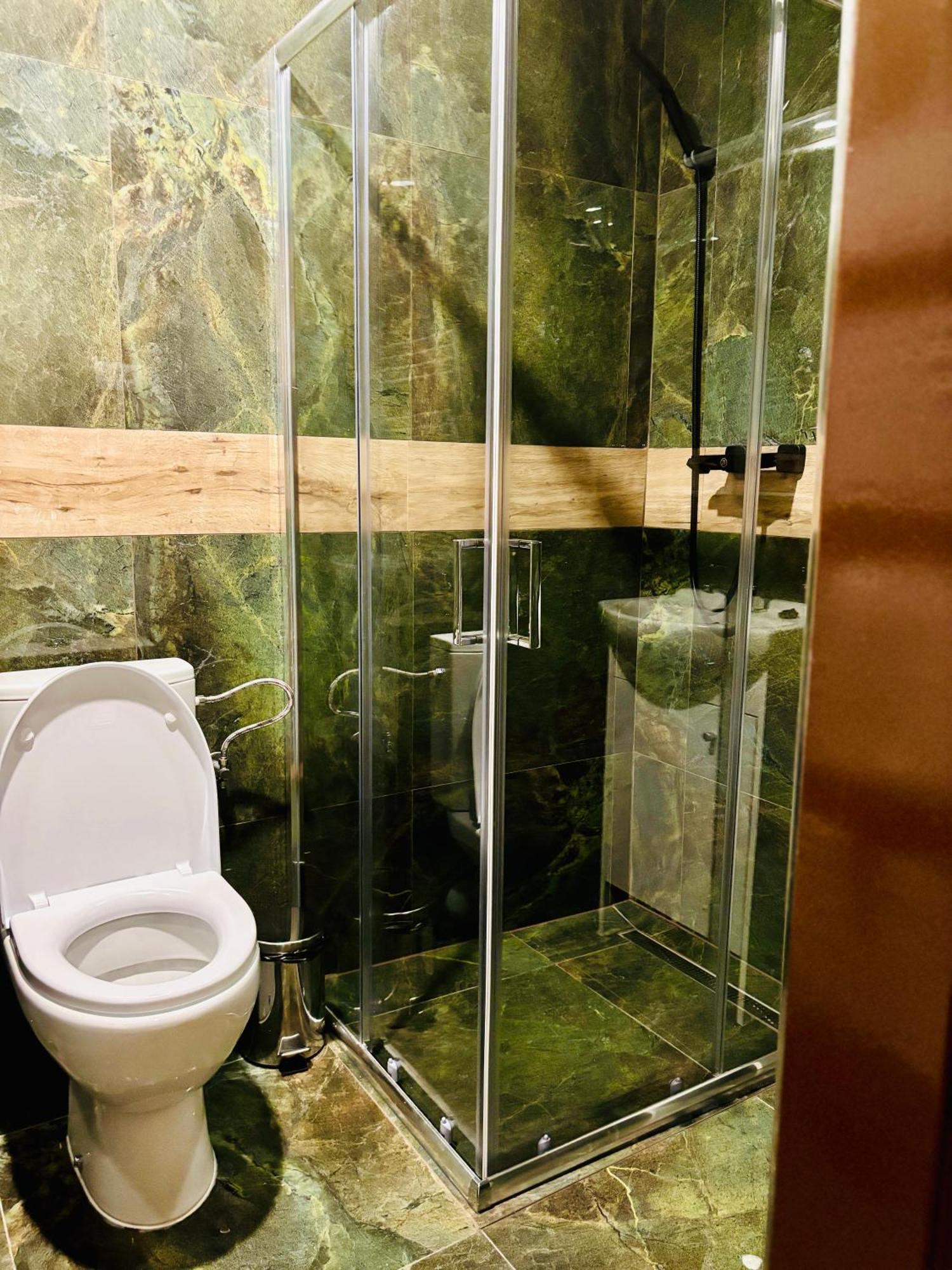 Hotel Raj デディンキ エクステリア 写真