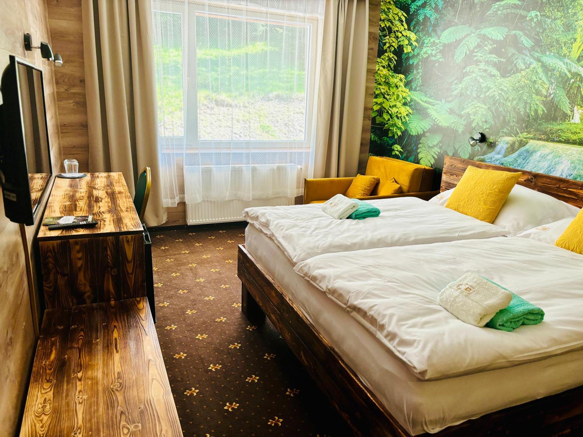 Hotel Raj デディンキ エクステリア 写真